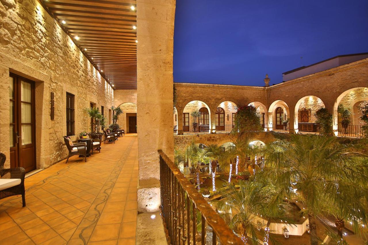 Hotel De La Soledad Morelia Exterior foto